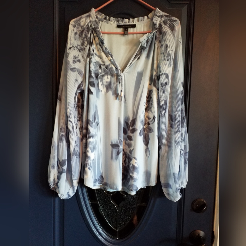White House Black Market Floral Tie-Neck Blouse in Shades of Blue